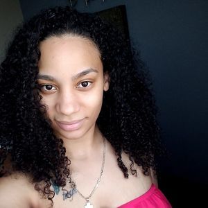 Meet your Posher, Yvonne